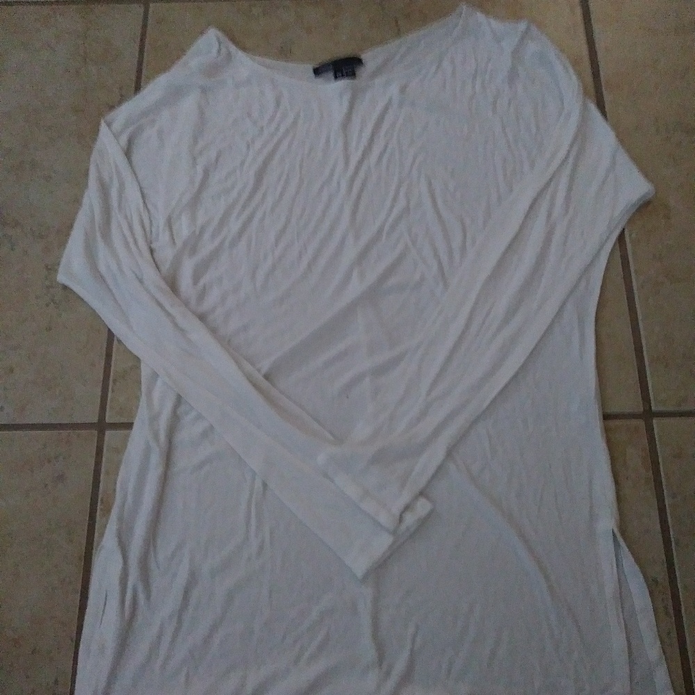 Light material long sleeve